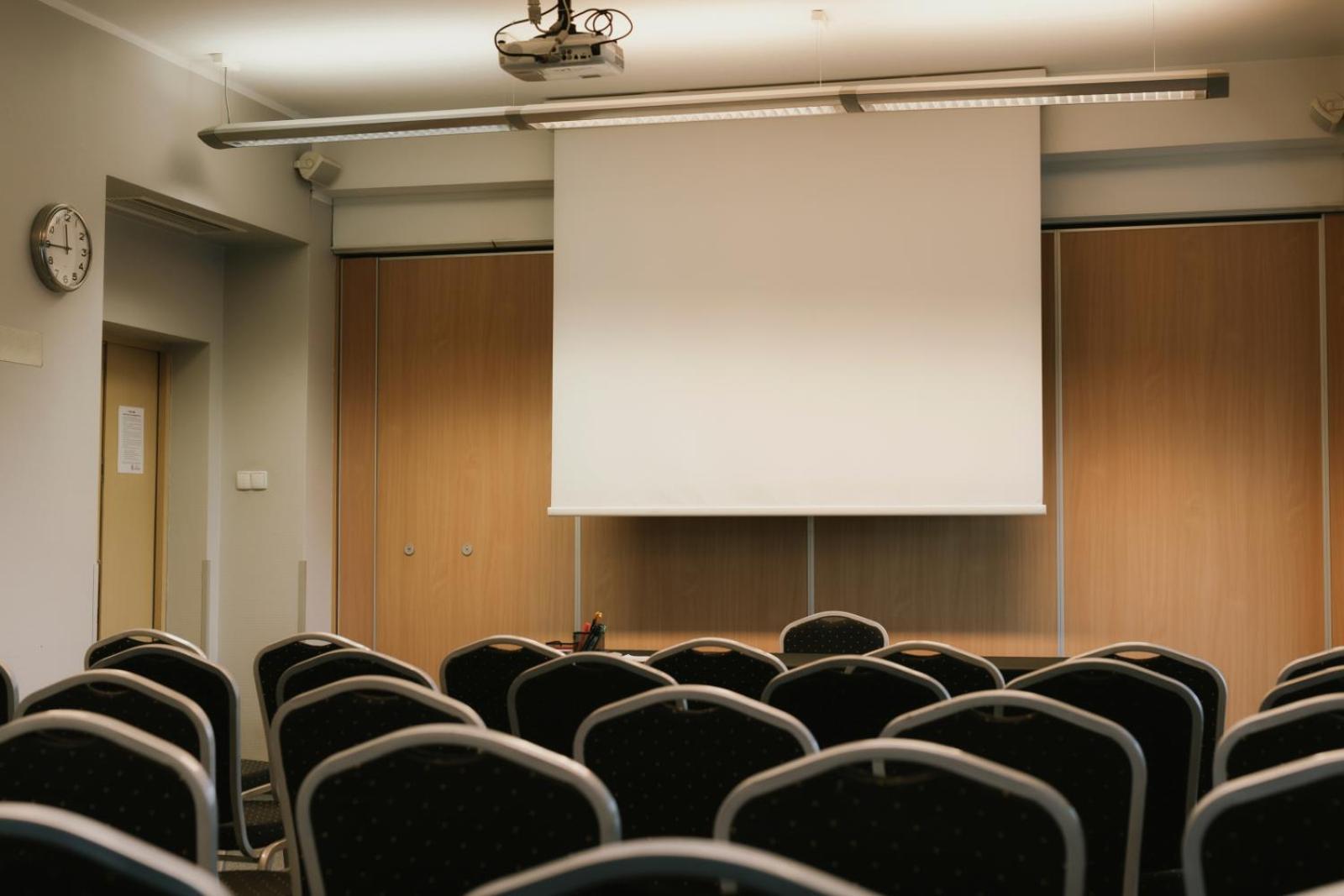 Economy Silesian Hotel Katoviçe Dış mekan fotoğraf