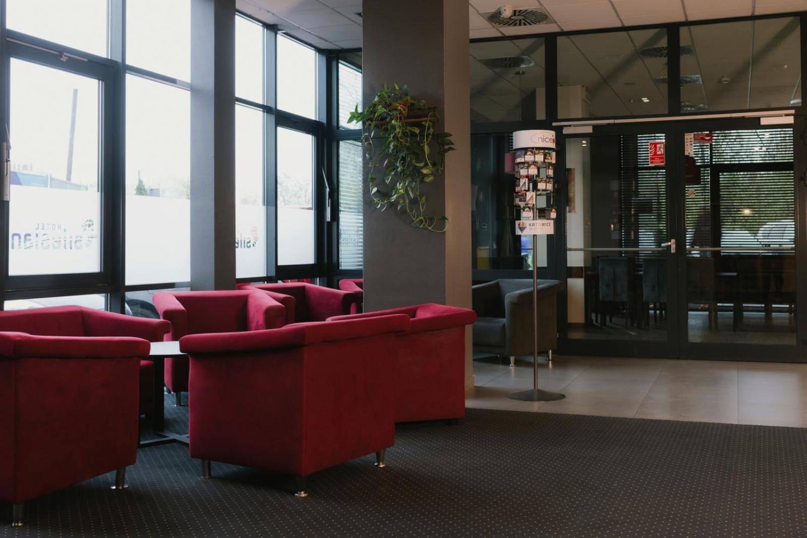 Economy Silesian Hotel Katoviçe Dış mekan fotoğraf