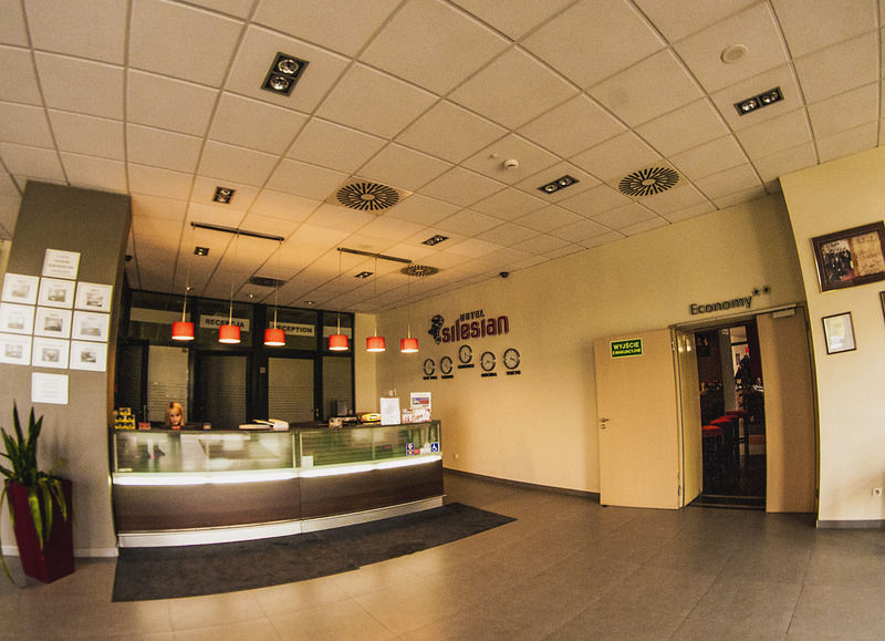 Economy Silesian Hotel Katoviçe Dış mekan fotoğraf