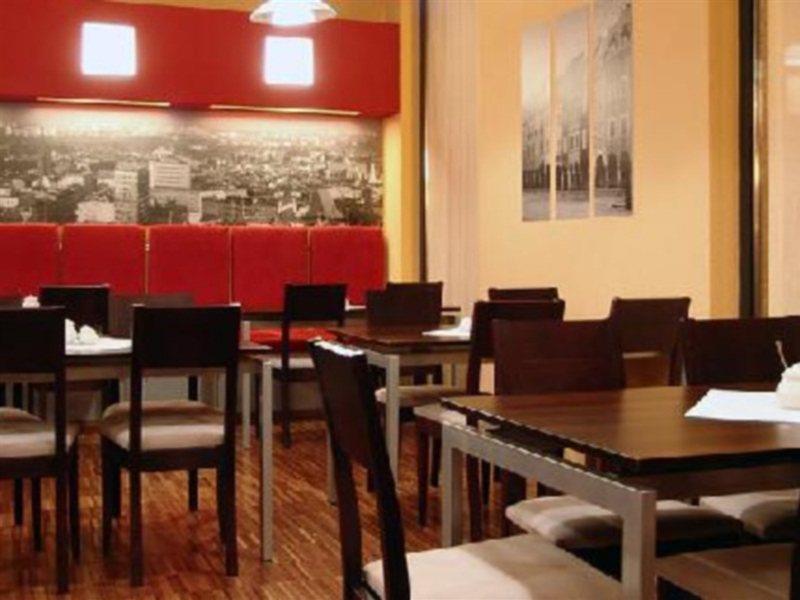 Economy Silesian Hotel Katoviçe Dış mekan fotoğraf