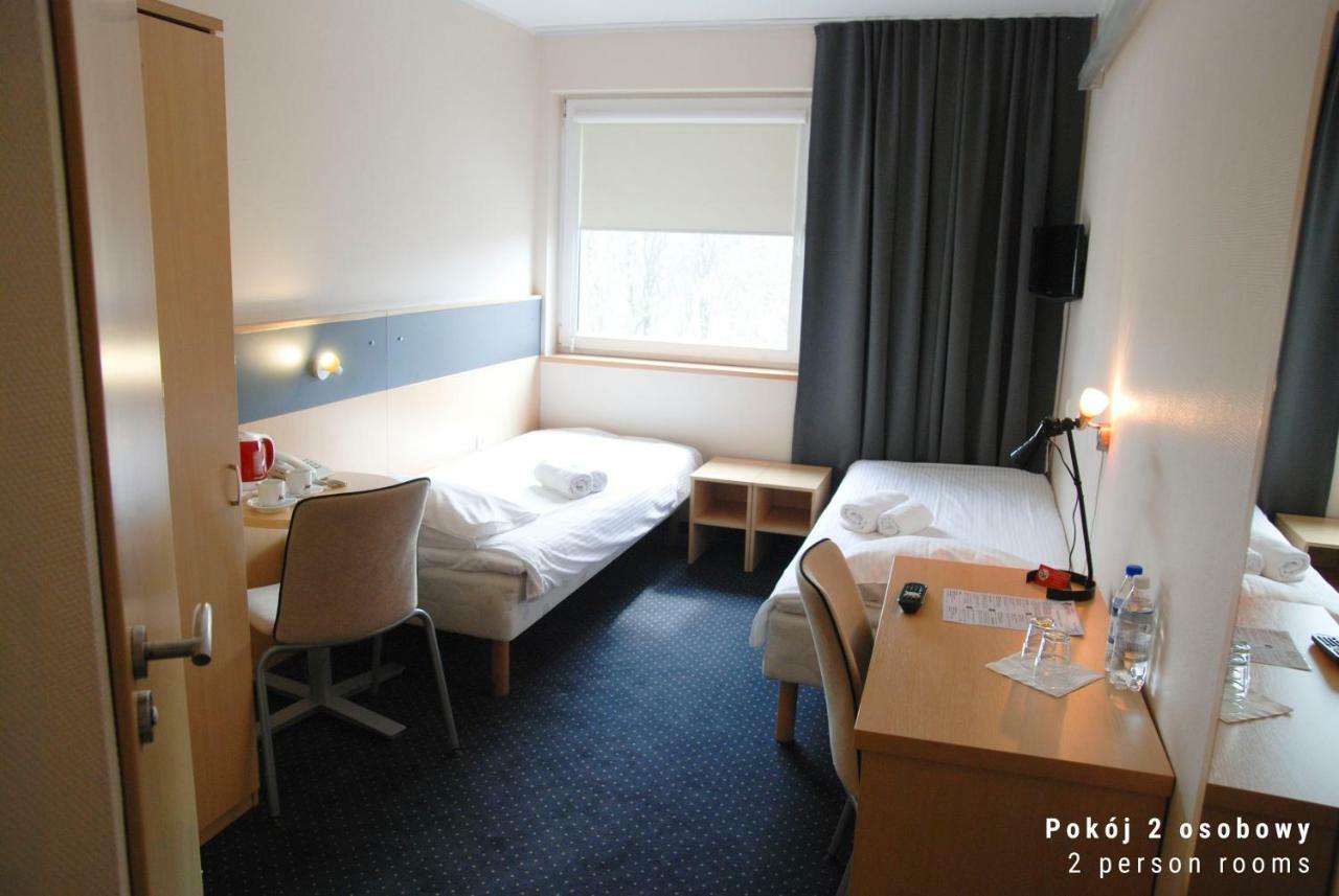 Economy Silesian Hotel Katoviçe Dış mekan fotoğraf